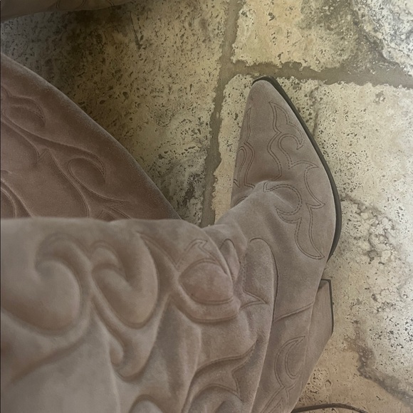 Jeffrey Campbell Amigo Lo Boot - Picture 4 of 6